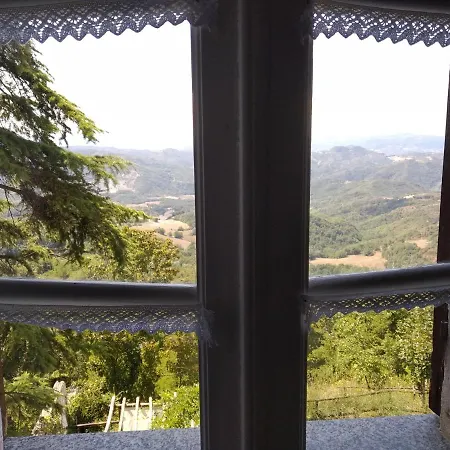 Apartment Altido Queen Bee Ponzone